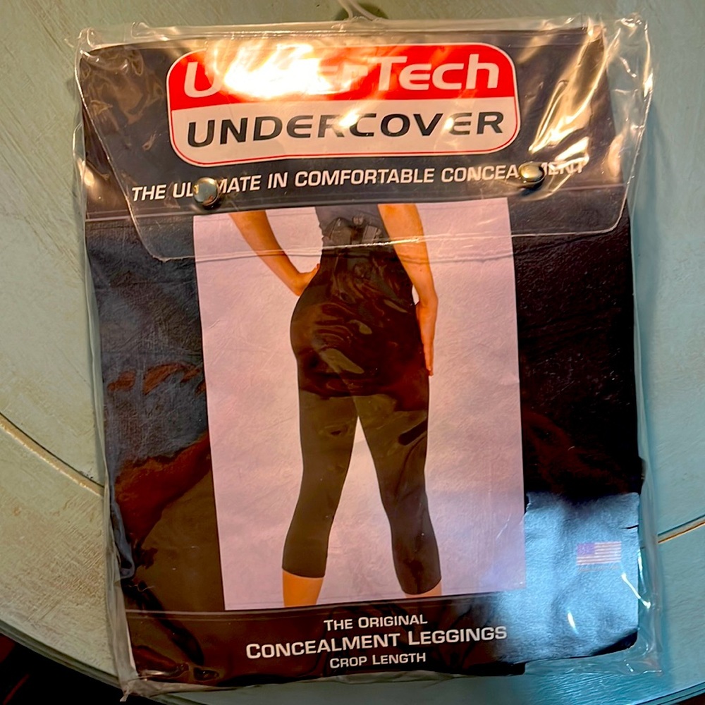 Undercover concealment leggings